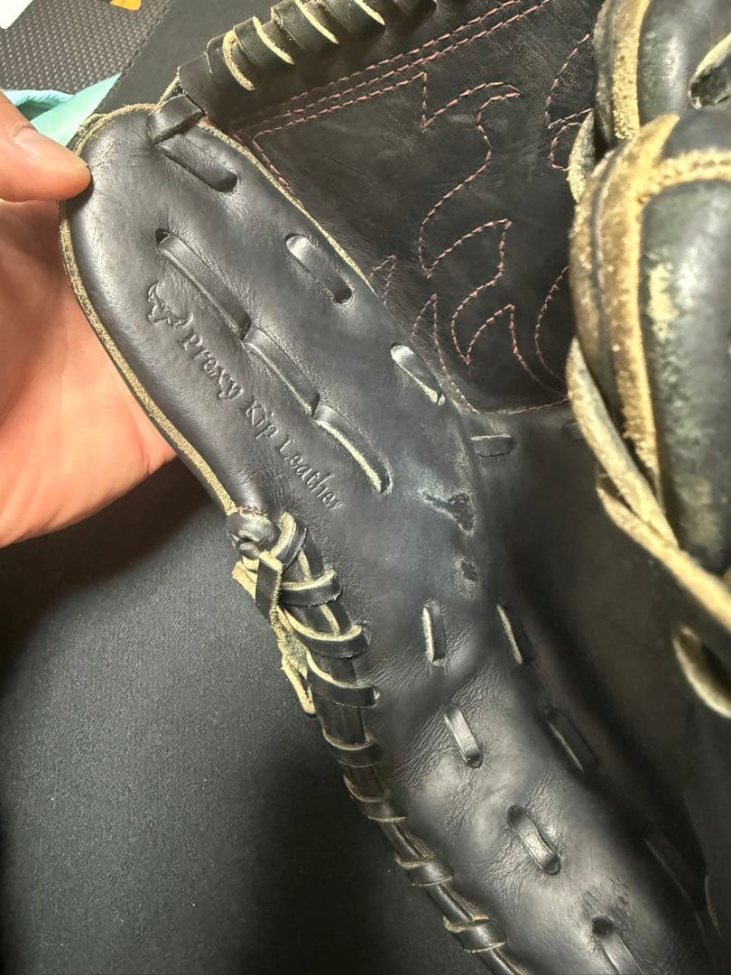 ミズノ 硬式グローブ 黒 右投げ用