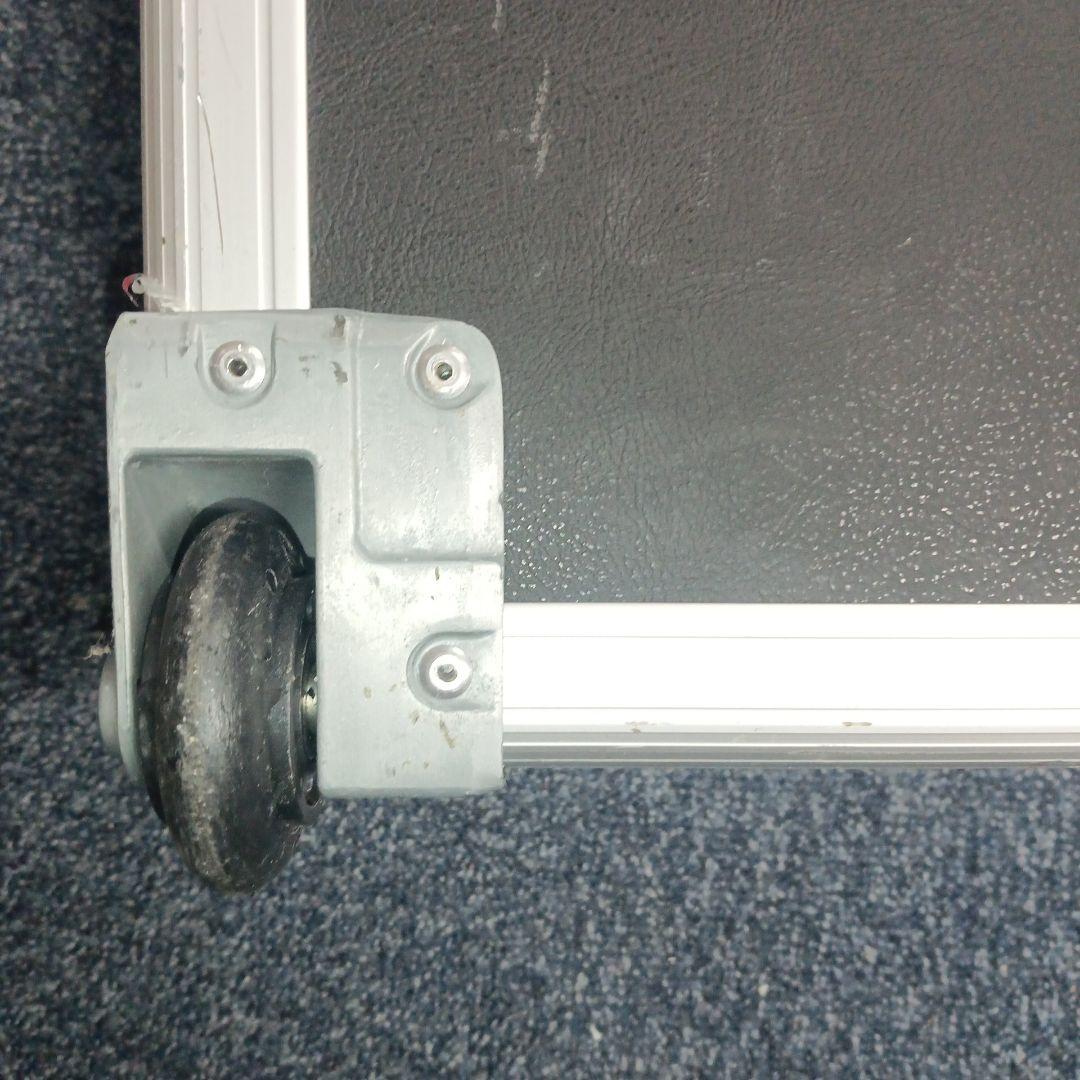 TOBII T60XL EYE TRACKER用ラックケース 黒