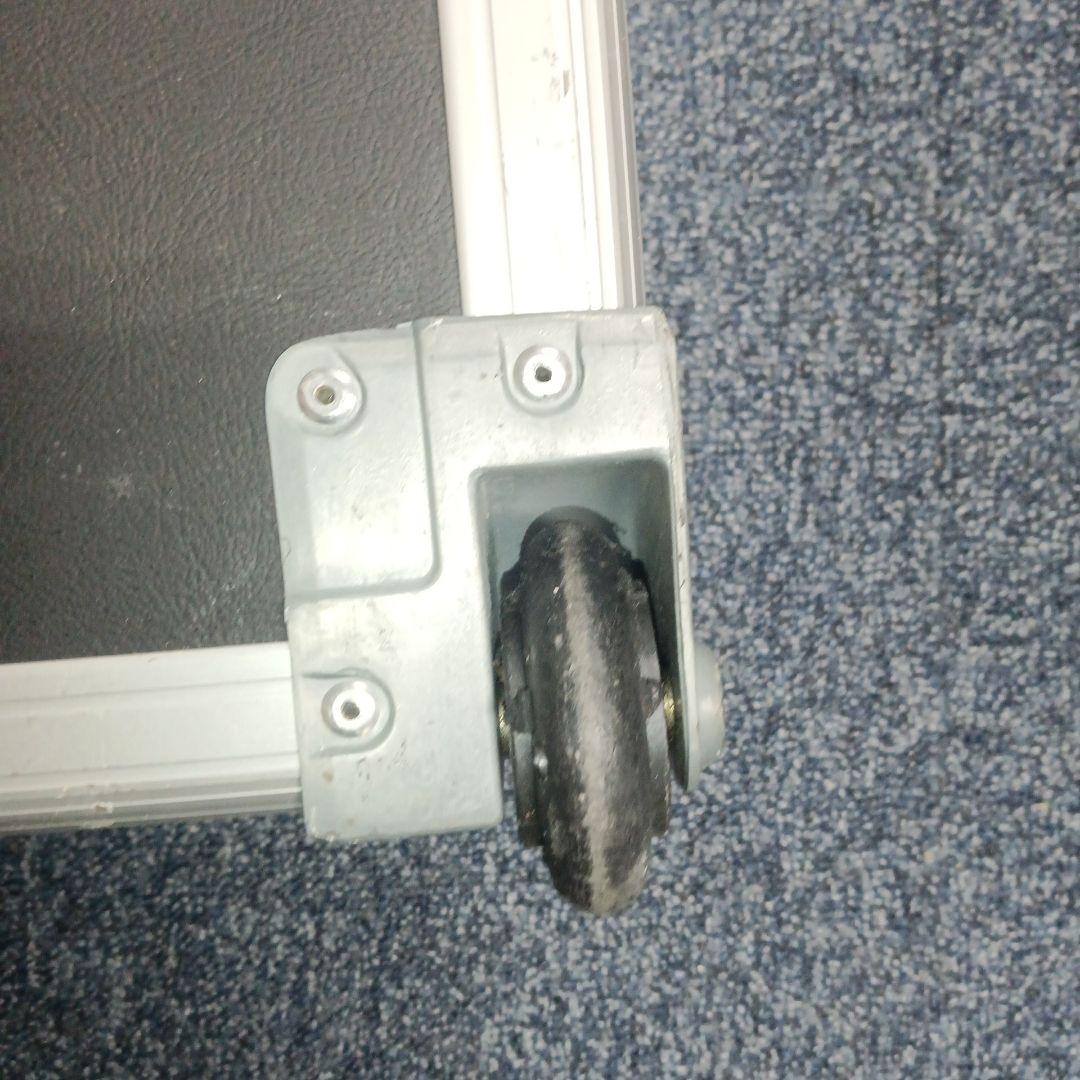 TOBII T60XL EYE TRACKER用ラックケース 黒