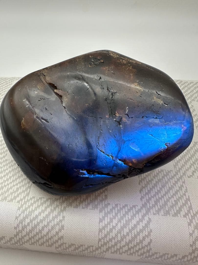 ☆天然☆ ミャンマー産 天然アンバー 琥珀 原石 大振 飾り 307g