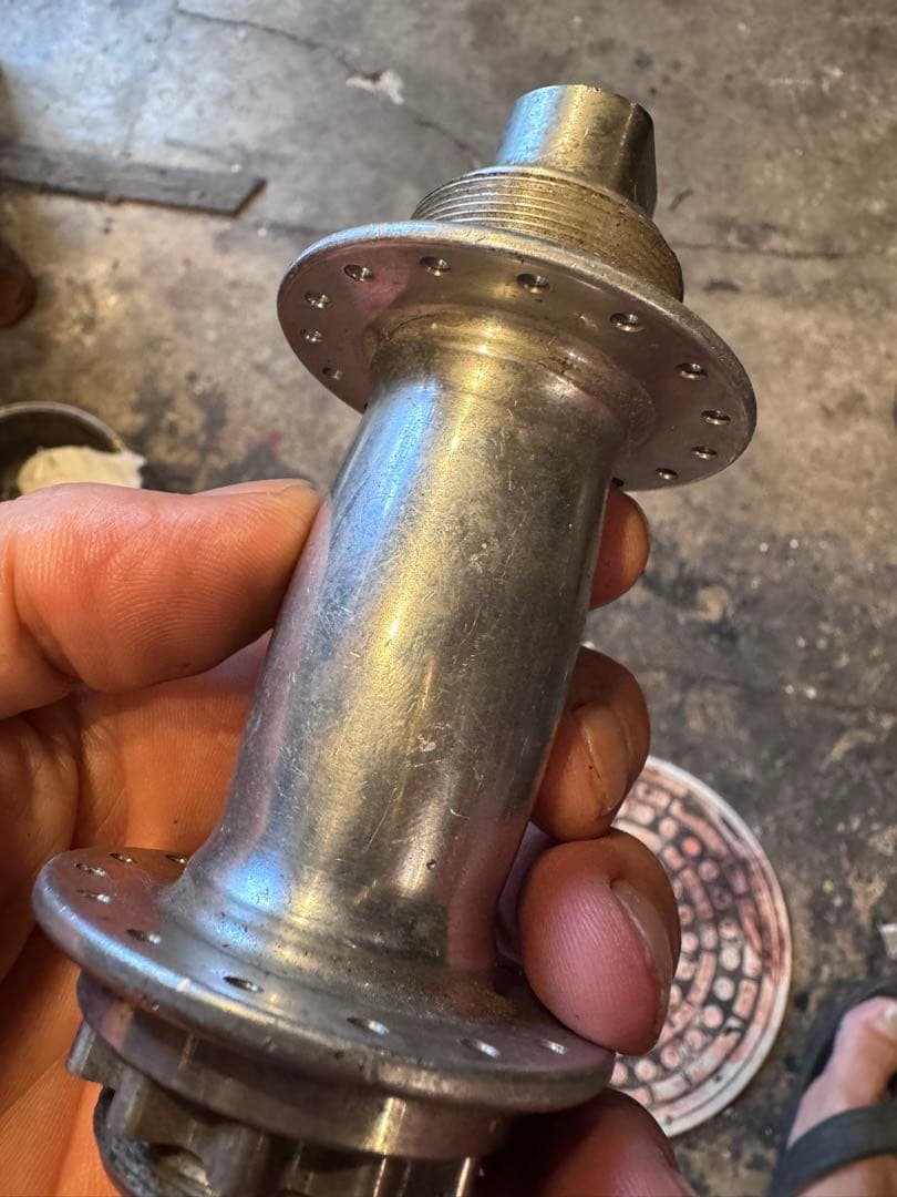 ホワイトインダストリーズ　eno エキセントリックハブ130mm