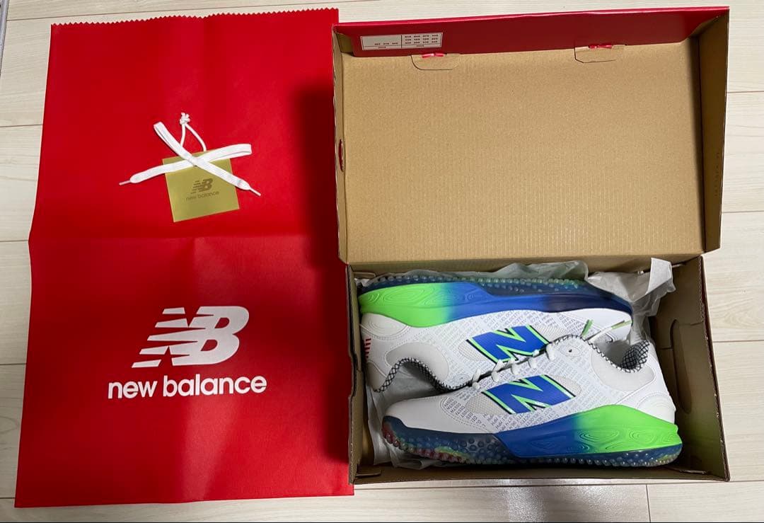 限定 ニューバランス 野球トレーニングシューズ