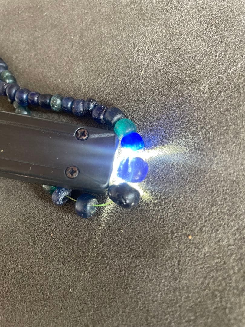 古墳時代　瑠璃玉首飾り　装飾品　出土品