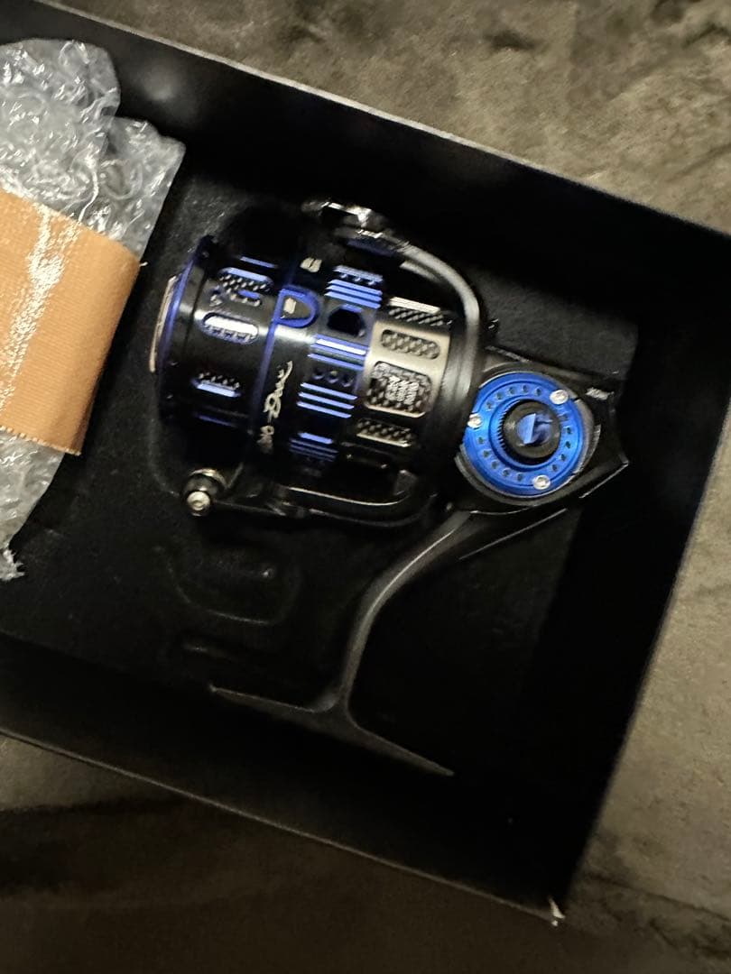 アブガルシア REVO MGX 青木大介限定パーツ装着