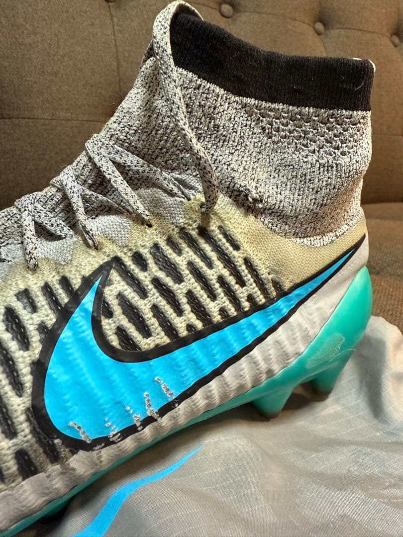 シューズ NIKE Magista Obra FG 24.5cm
