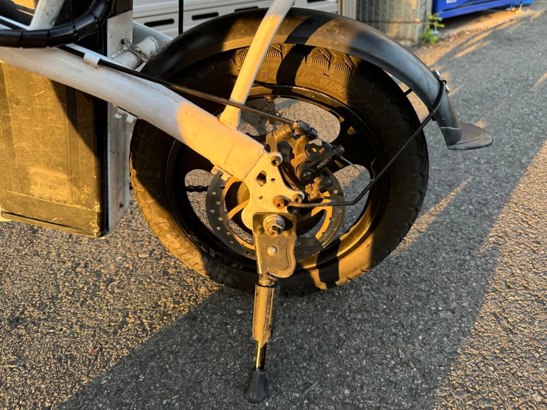 モペット　最高速度37km/h最高走行距離35km