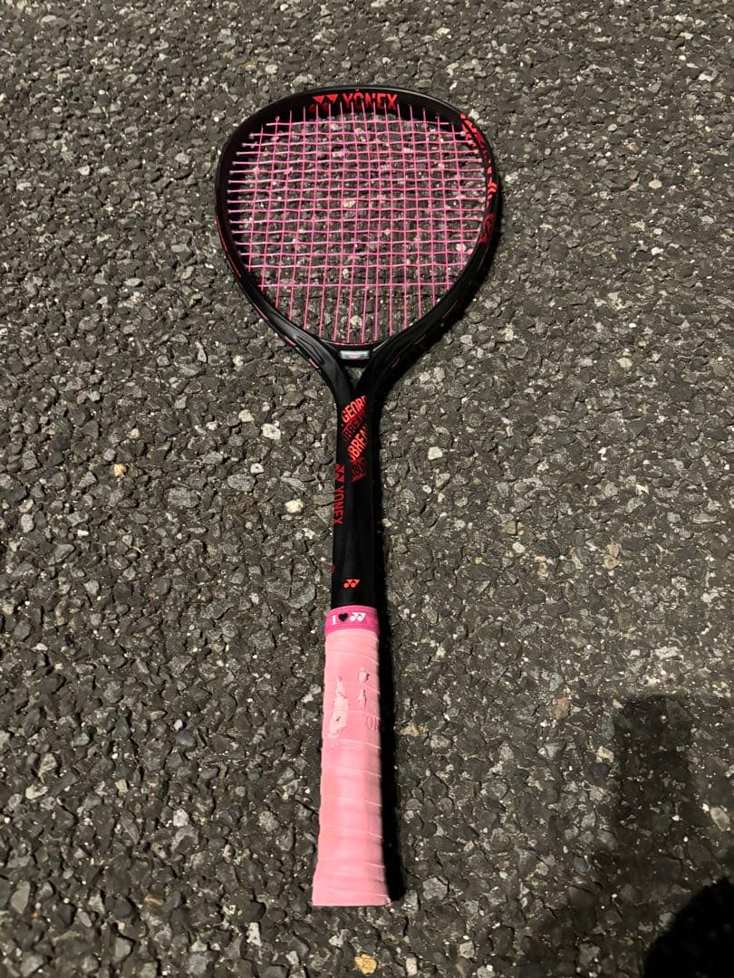 YONEX　テニスラケット　ジオブレイク80g 赤