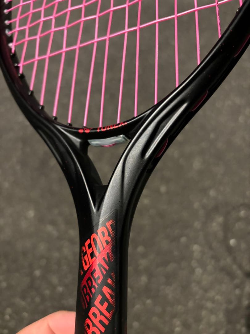 YONEX　テニスラケット　ジオブレイク80g 赤