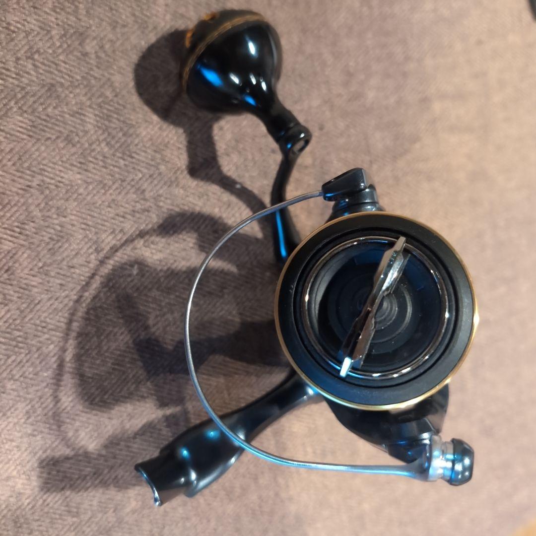 シマノアルテグラ4000XG スピニングリール 黒/金　ゴメクサスハンドル