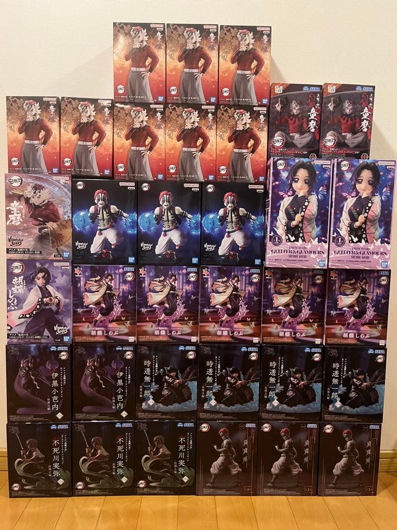 鬼滅の刃　フィギュアまとめ売り　胡蝶しのぶ、童磨、猗窩座など　34点セット