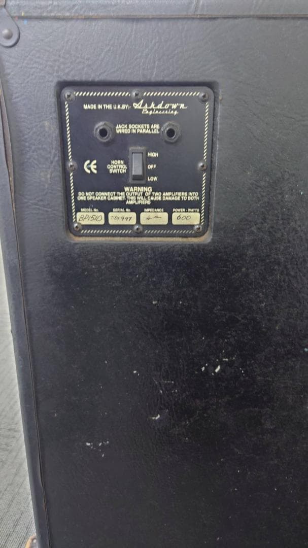 ASHDOWN BP1510 ベース用キャビネット