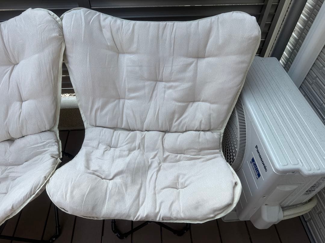 わん　ニトリ　折りたたみ式　バタフライチェア　2脚セット