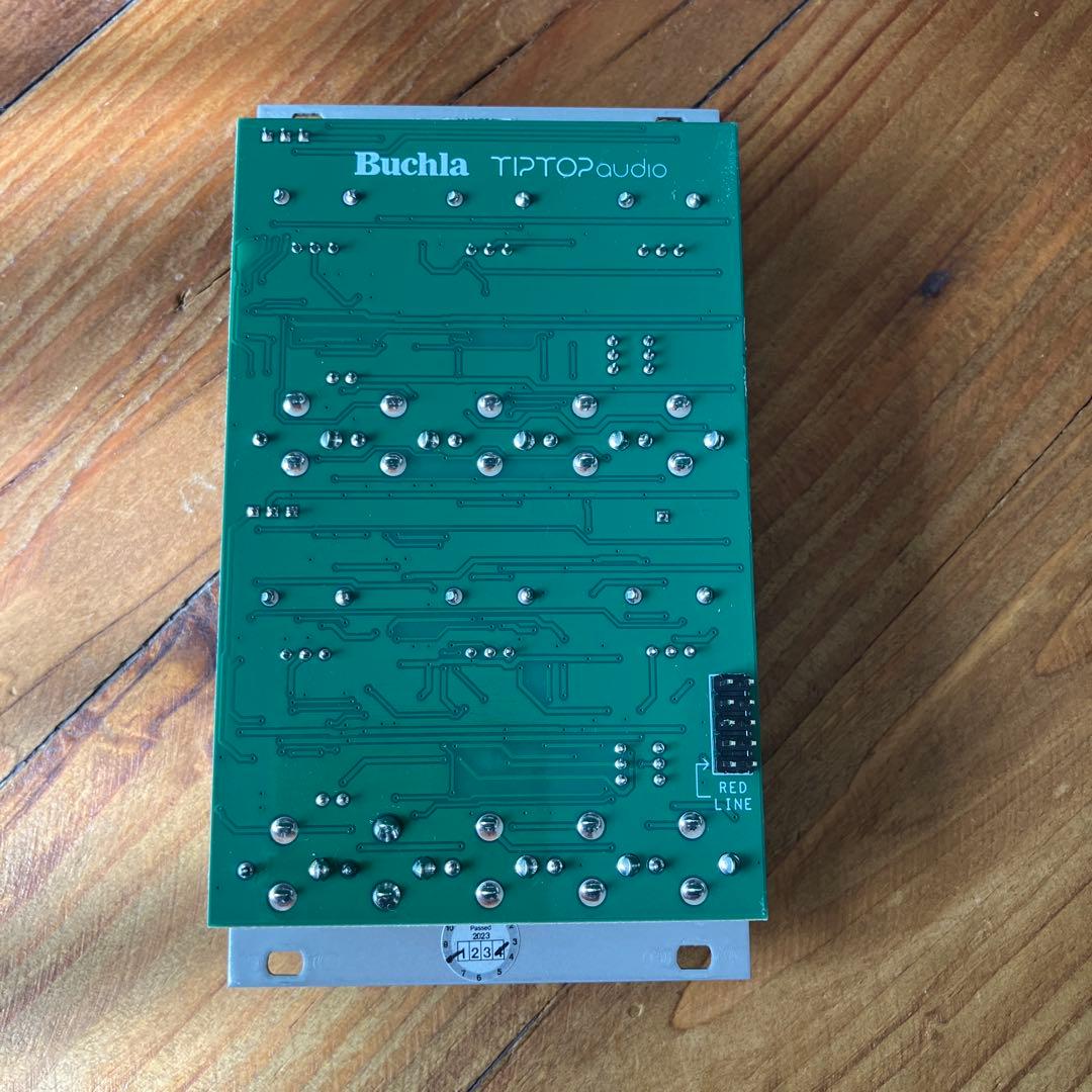 鍵盤楽器 Buchla & Tiptop Audio Model 257t