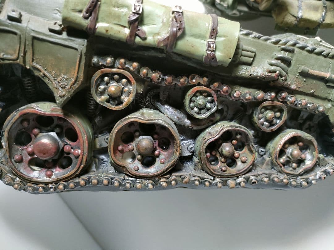 戦車　陶器　デフォルメ