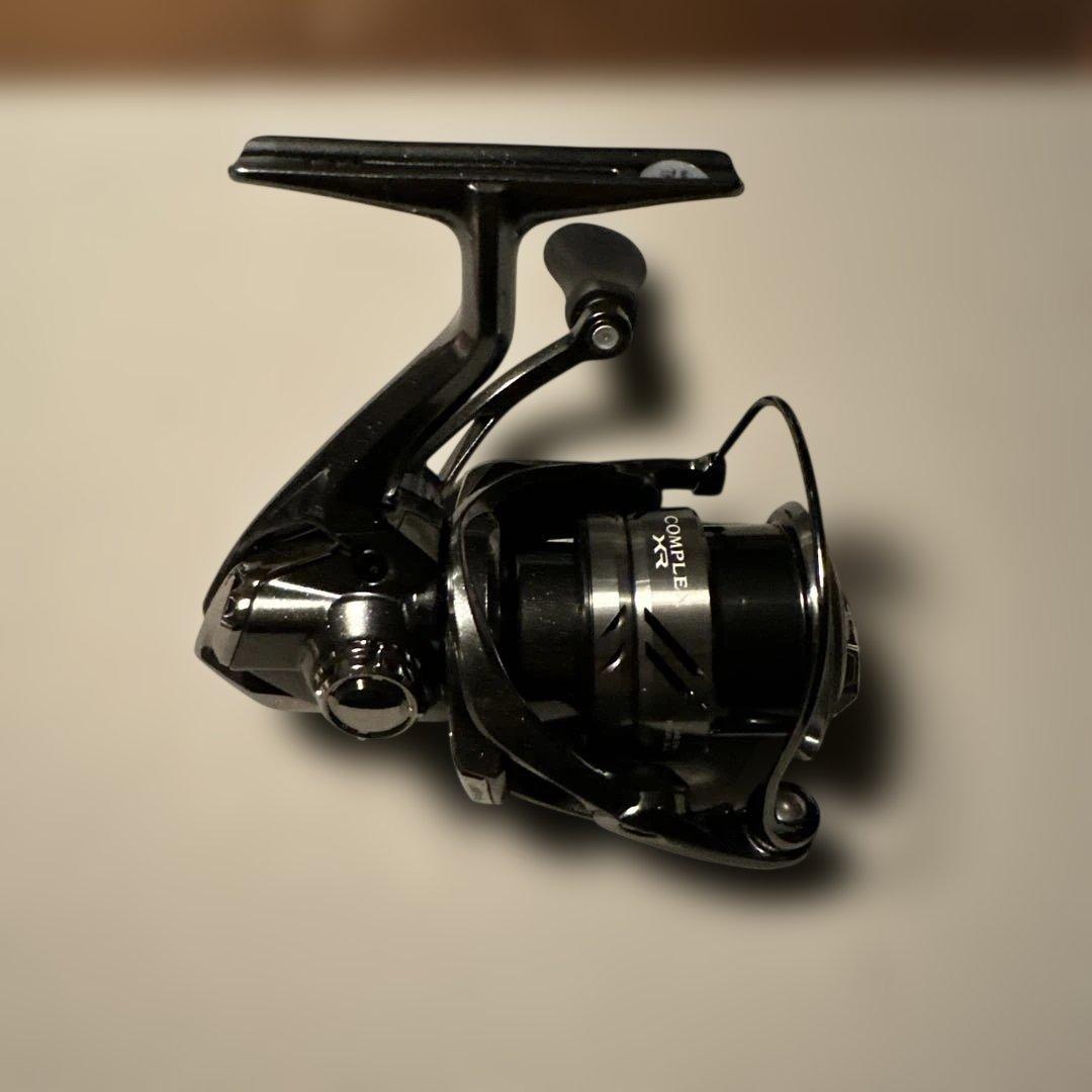 21コンプレックスXR C2000 F4 HG シマノ　スピニングリール