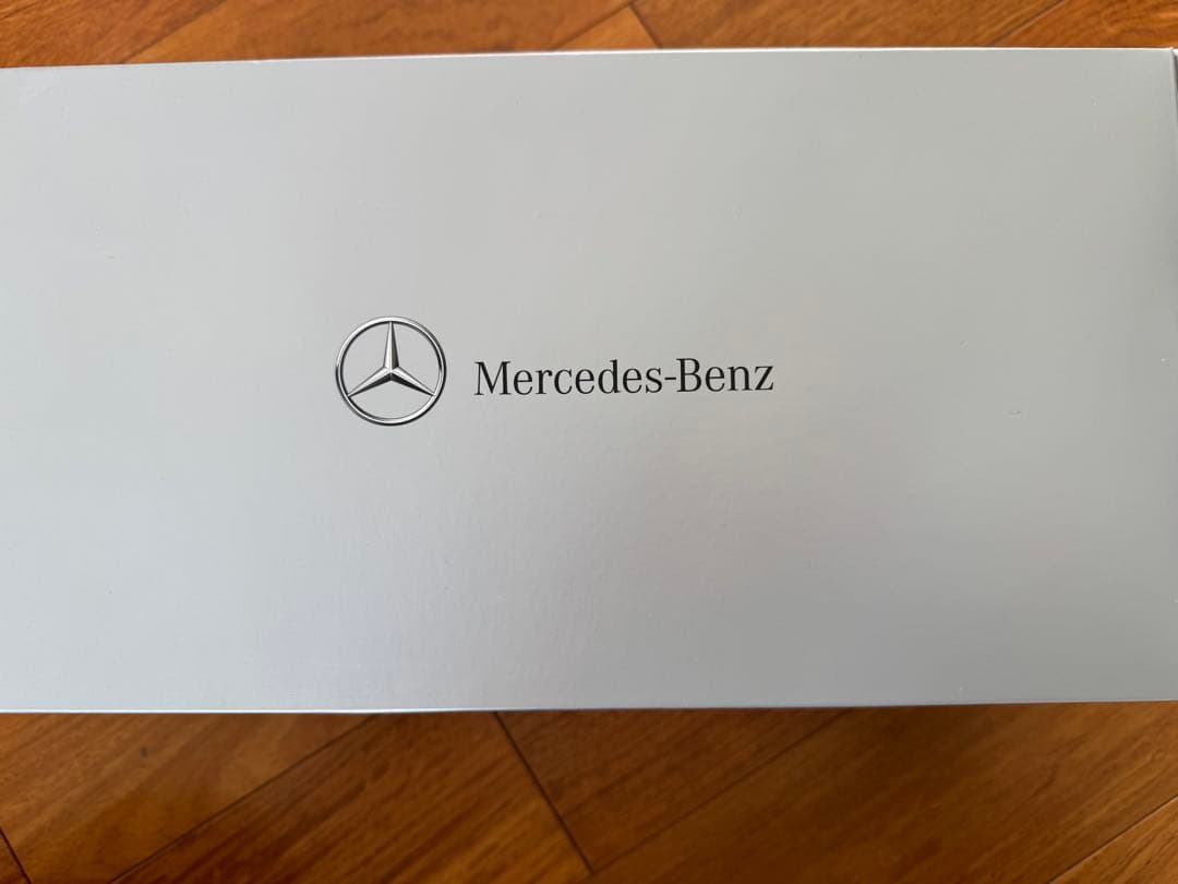 ノレブ　メルセデス・ベンツ CLA シューティングブレーク　1/18