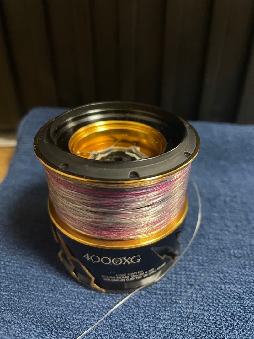 シマノ 20ツインパワー 4000XG純正スプール　PEライン付き