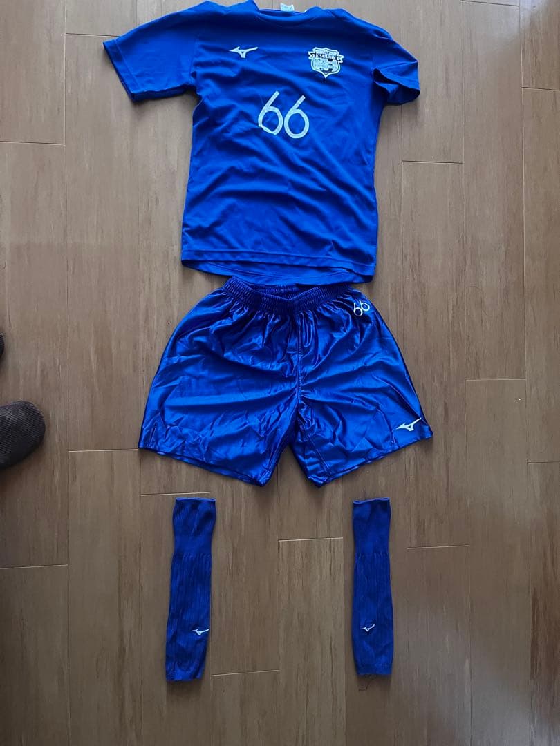 城西大学Mizuno サッカーウェア Lサイズ 青