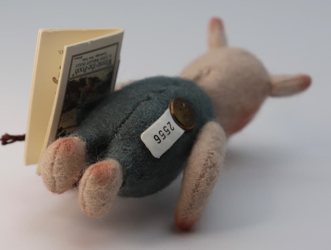 ポケット・ピグレット 7.5cm R. John Wright 1994年の作品