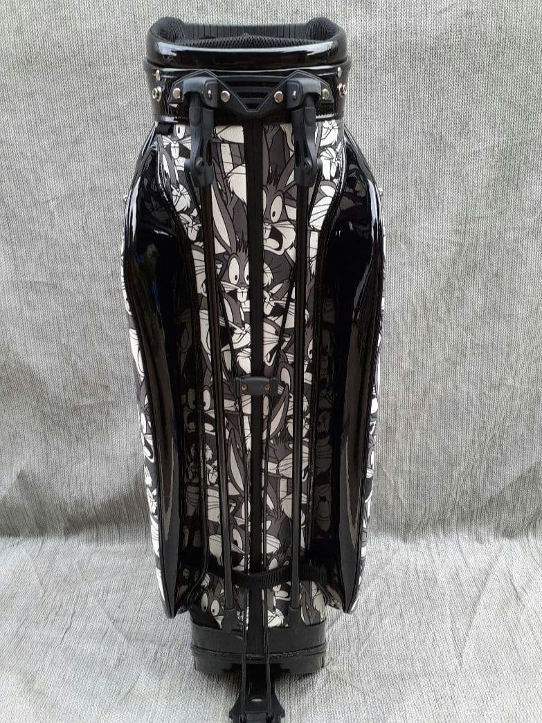 LAPIS MASTR BUNNYとBugs Bunny コラボ