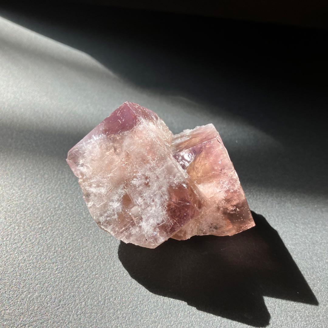 フローライト　レディアナベラ Sherry Twins Pocket 鉱物標本