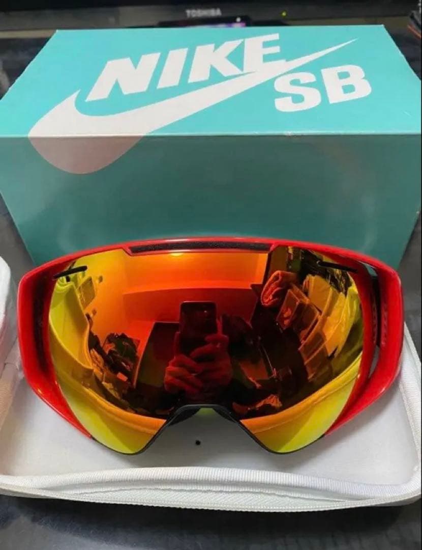 Nike SB ゴーグル ミラーゴールドレンズ