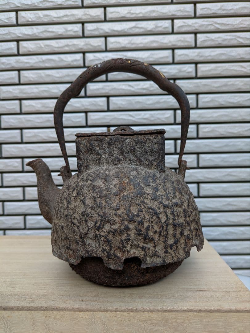 k*a様 鉄瓶・木箱付