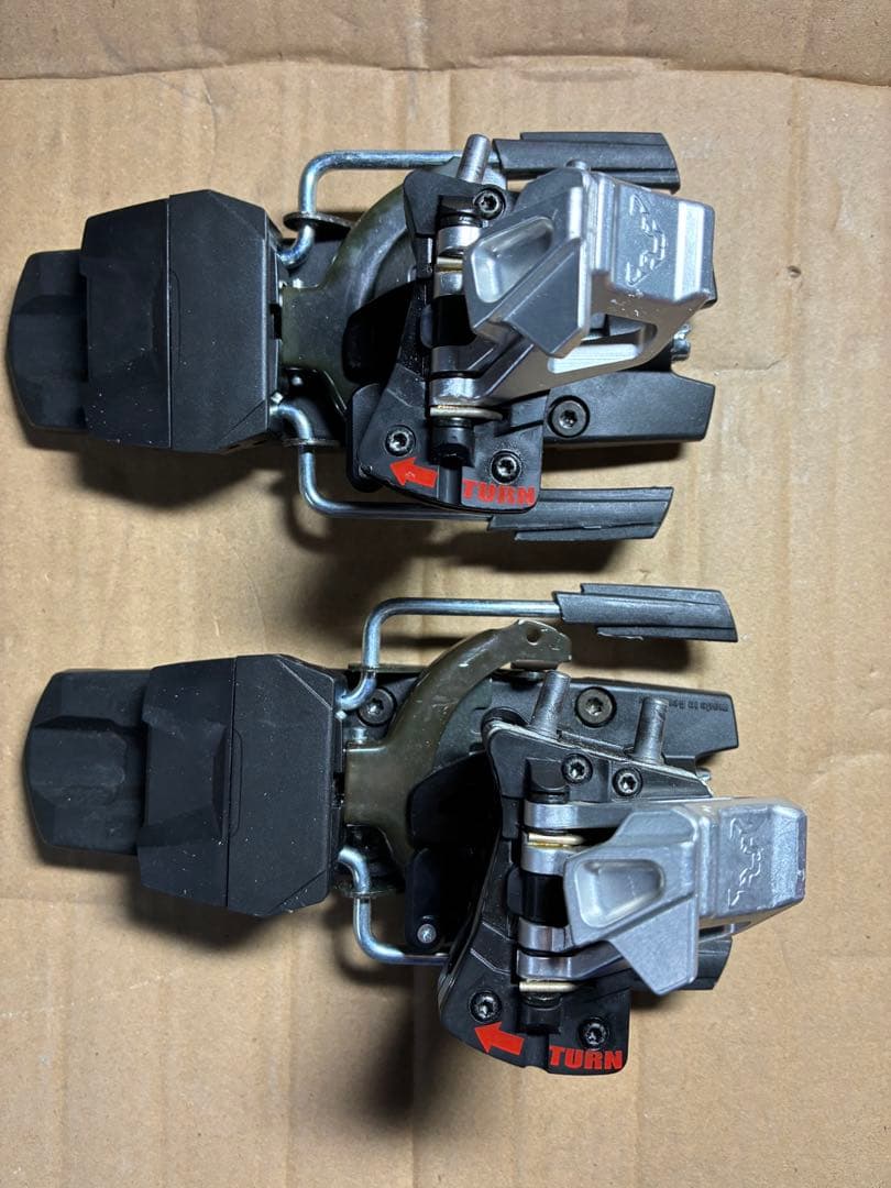 Dynafit Radical ST ペア（左右セット）の中古ビンディングです。