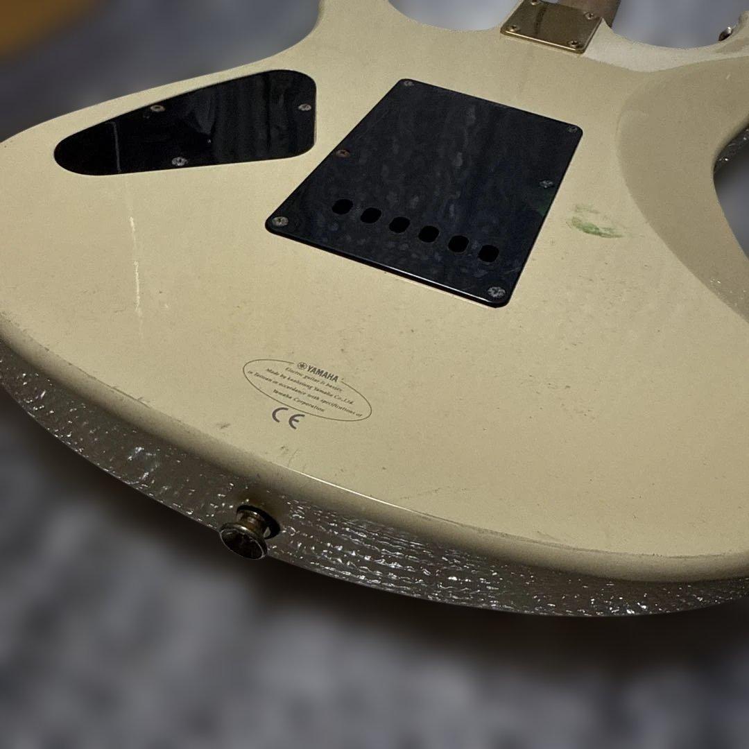 YAMAHA エレキギター アイボリー