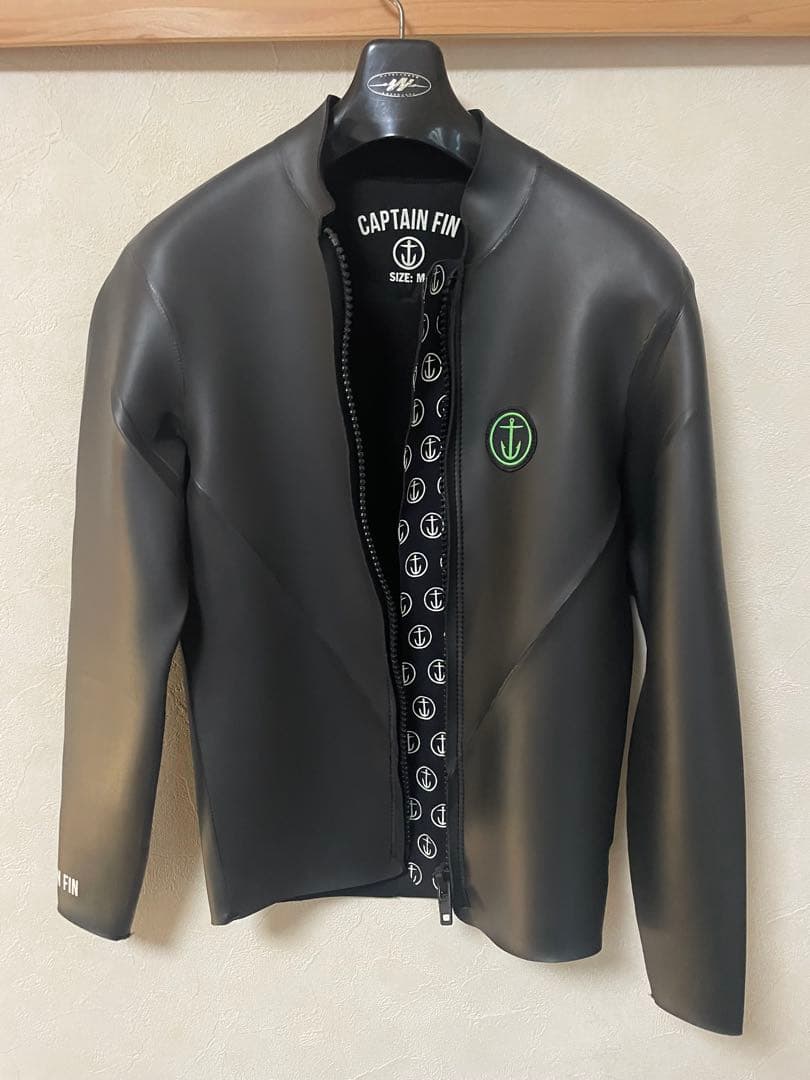 キャプテンフィン　ウェットスーツ　タッパー Mサイズ　CAPTAIN FIN