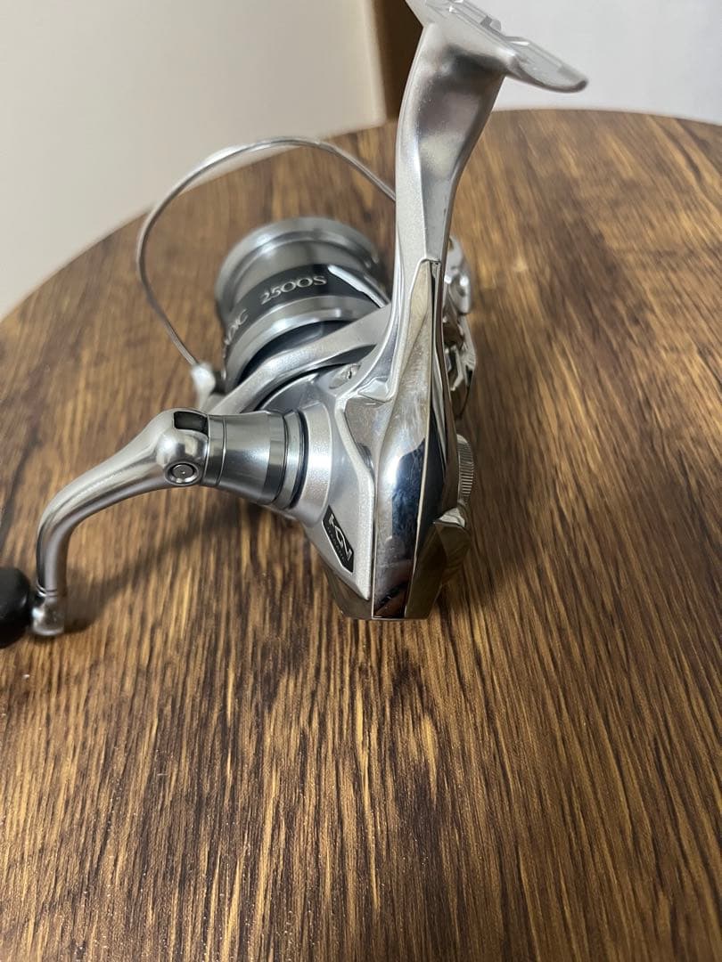 シマノ　15 ストラディック　2500HGS-K