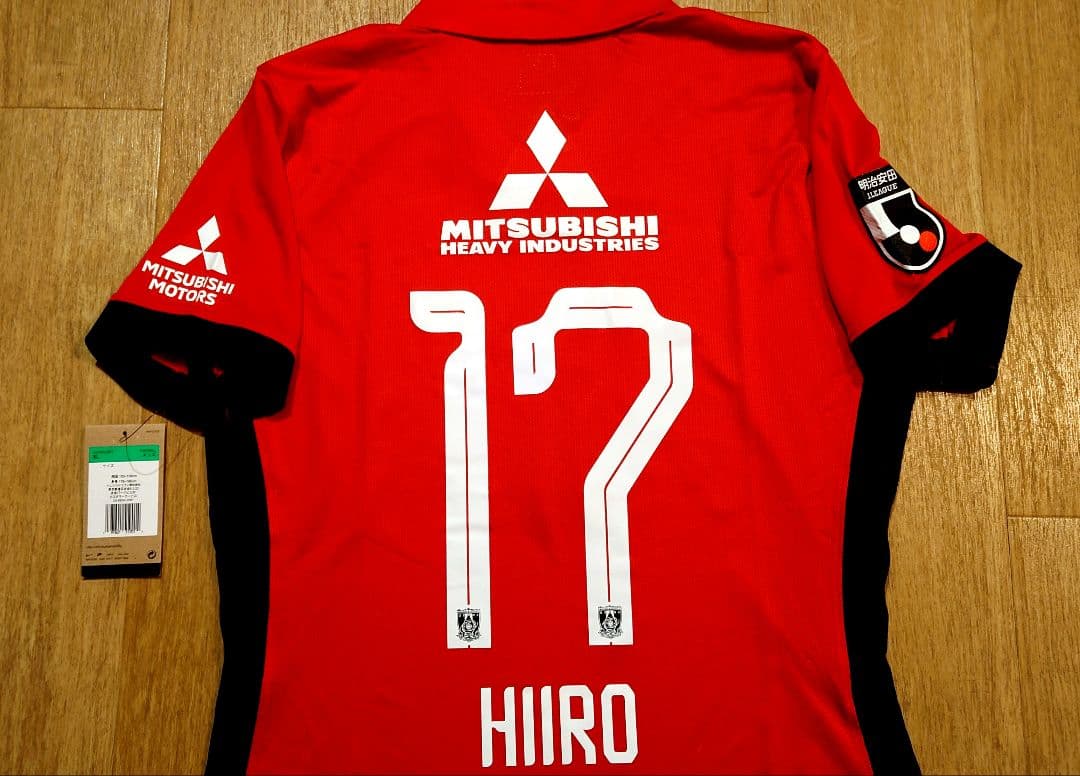 浦和レッズオーセンティックユニフォーム　選手着用仕様　No.17小森飛絢