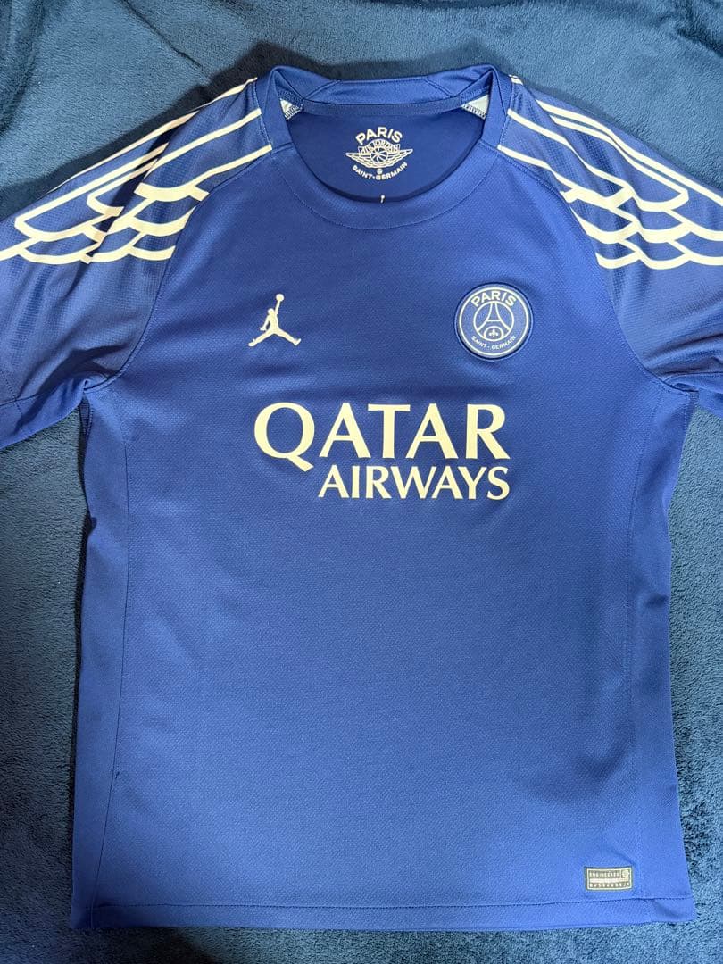 【貴重/正規品】パリ・サンジェルマン　ユニフォーム　4th レプリカ　半袖