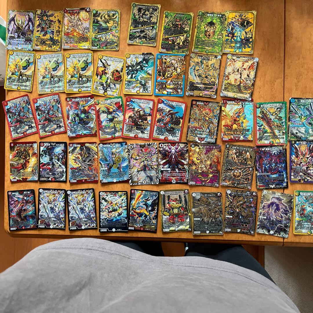 デュエル・マスターズ　デッキケースとスリーブとカード