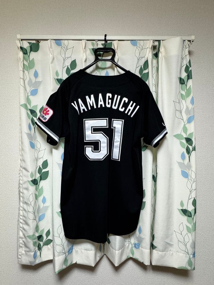 千葉ロッテマリーンズ　ビジターユニフォーム　山口航輝選手