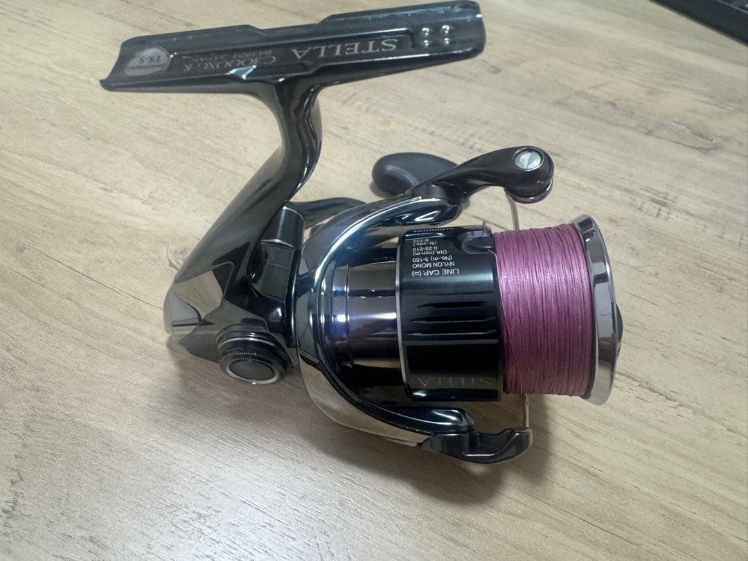 SHIMANO 22ステラ C3000XG 美品 巻き感良好