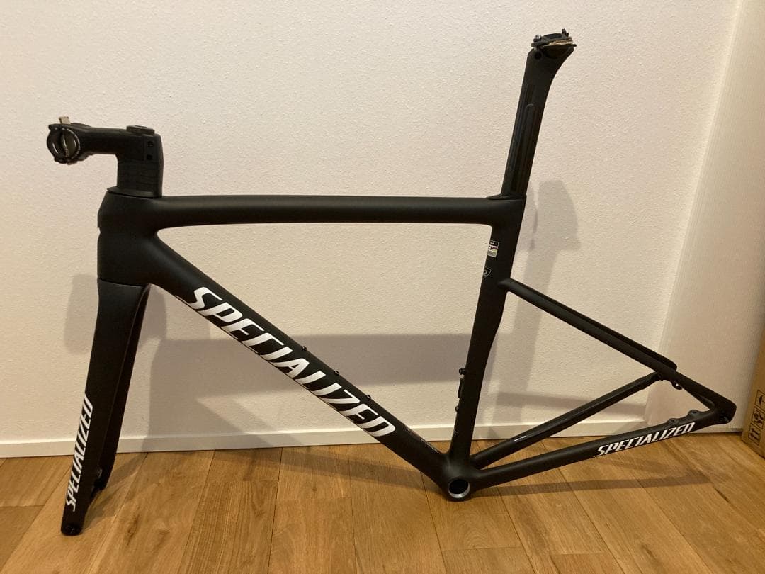 スペシャライズド TARMAC SL 8 RIVAL AXS 52 ROVAL