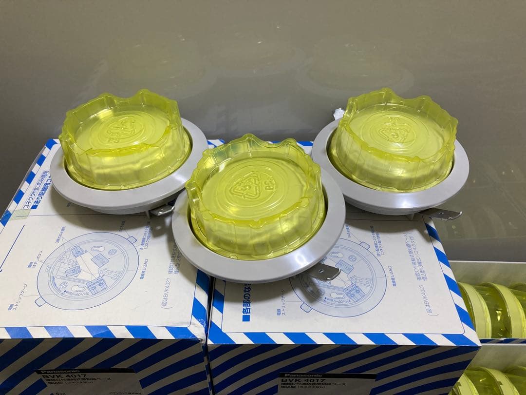 パナソニック　差動式スポット型感知器2種　埋め込みが型ベース付き　23個セット