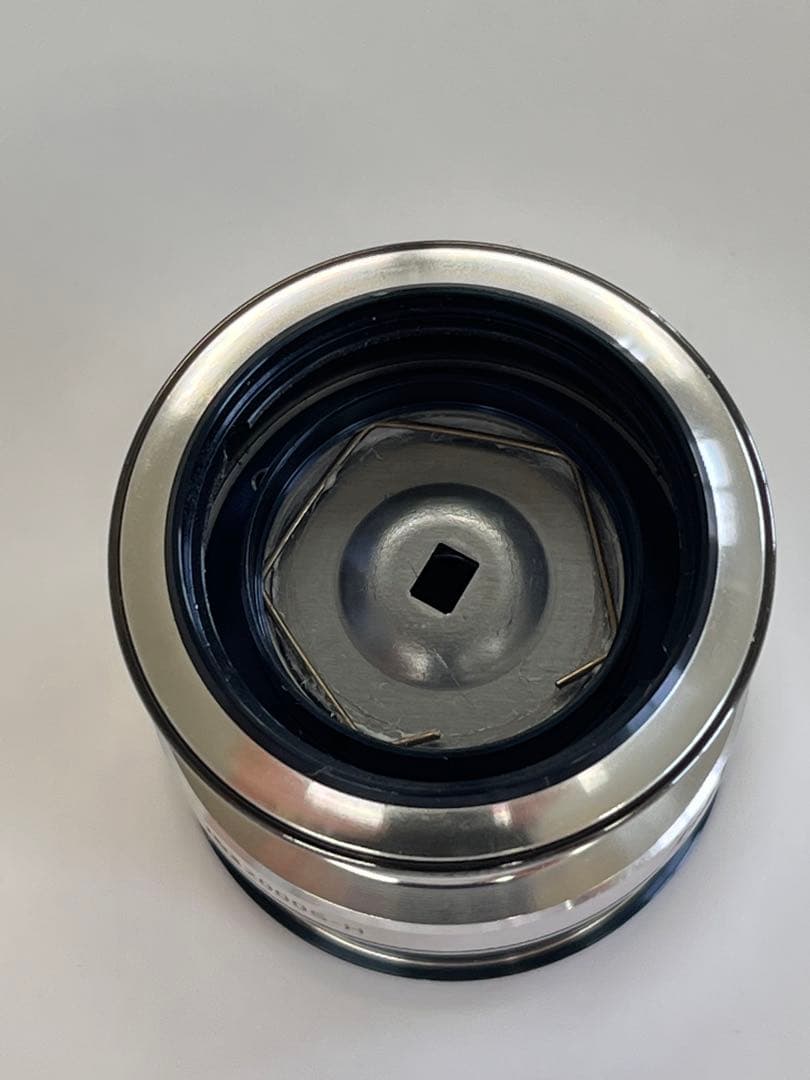 18イグジスト FC LT2000S-H スプール＋ドラグノブ ケース付き