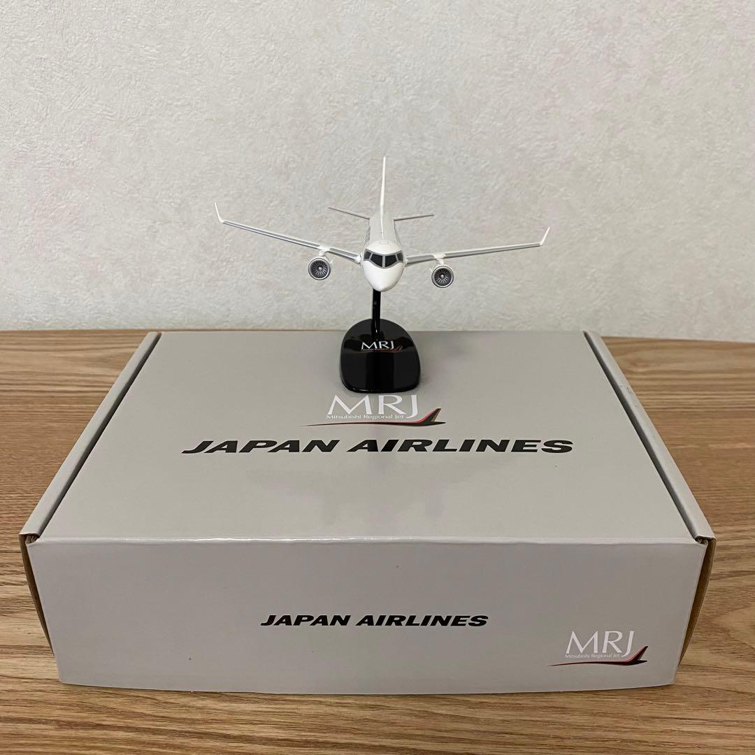 JAPAN AIRLINES MRJ モデル航空機 1/200 スタンド付き