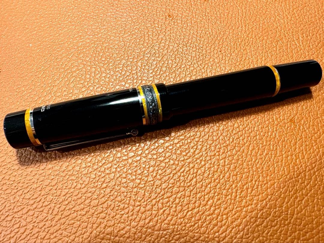 j*a様 【美品】DELTA DOLCEVITA 万年筆