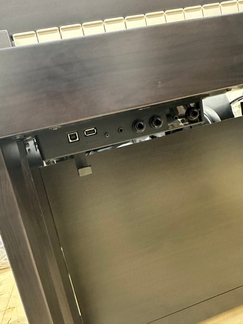 ⑤ 【引取可】Roland ローランHP605 電子ピアノ