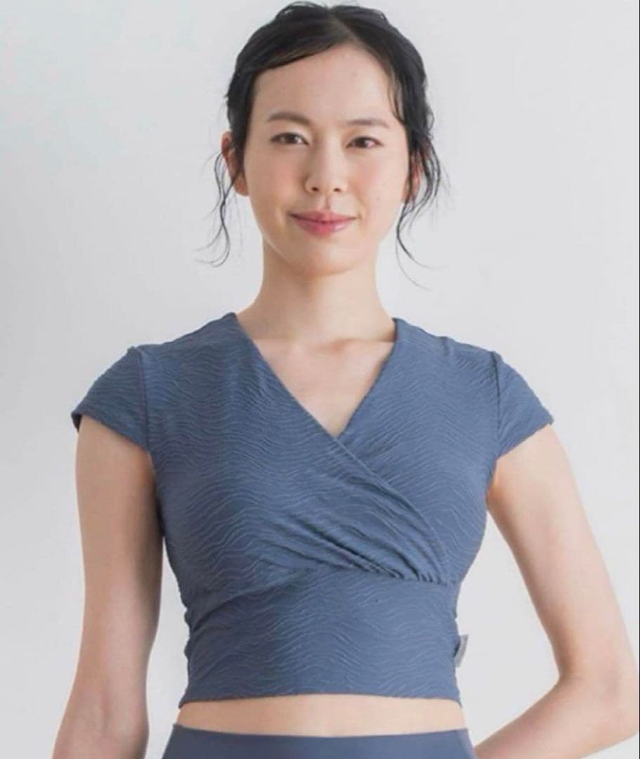 新品★SUKALA スモークブルーキャップスリープトップス Sサイズ ヨガウェア