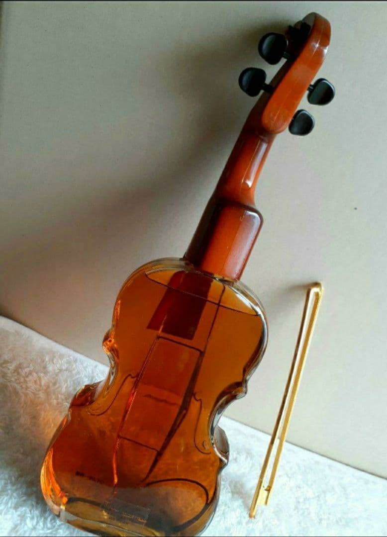 SUNTORY　希少　サントリー　楽器ボトル　特級　未開封　バイオリン