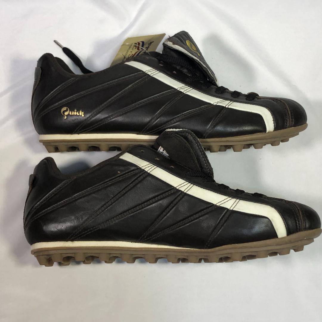 【匿名配送】希少保管品 ＱＵＩＣＫ クイック サッカーシューズ US9.5サイズ