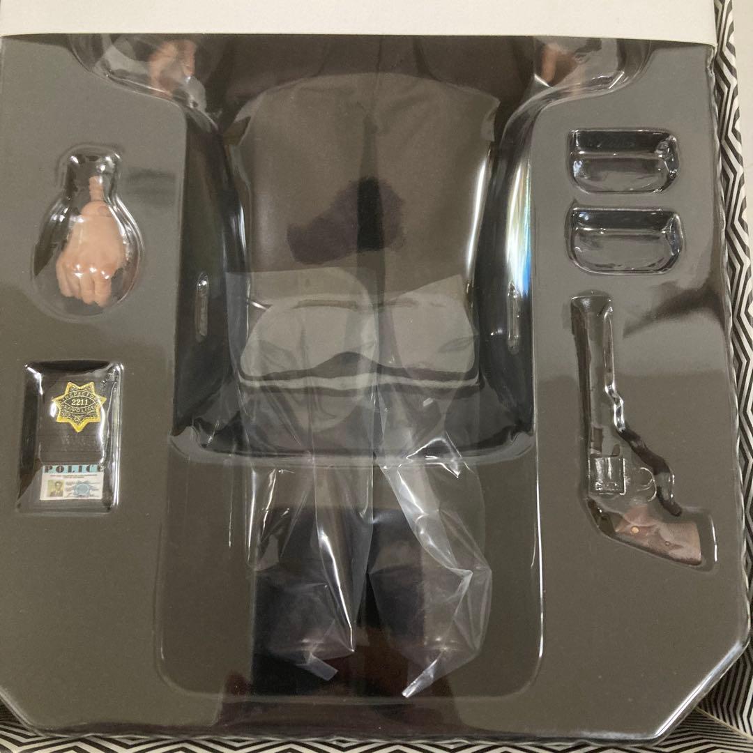 ★新品未使用★ ダーティハリー 1/6スケールフィギュア ハリー・キャラハン