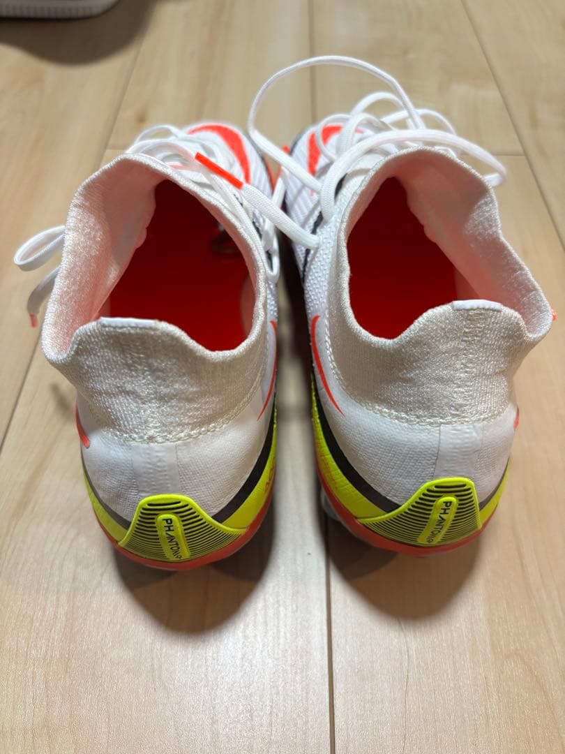 Nike Phantom GT サッカーシューズ