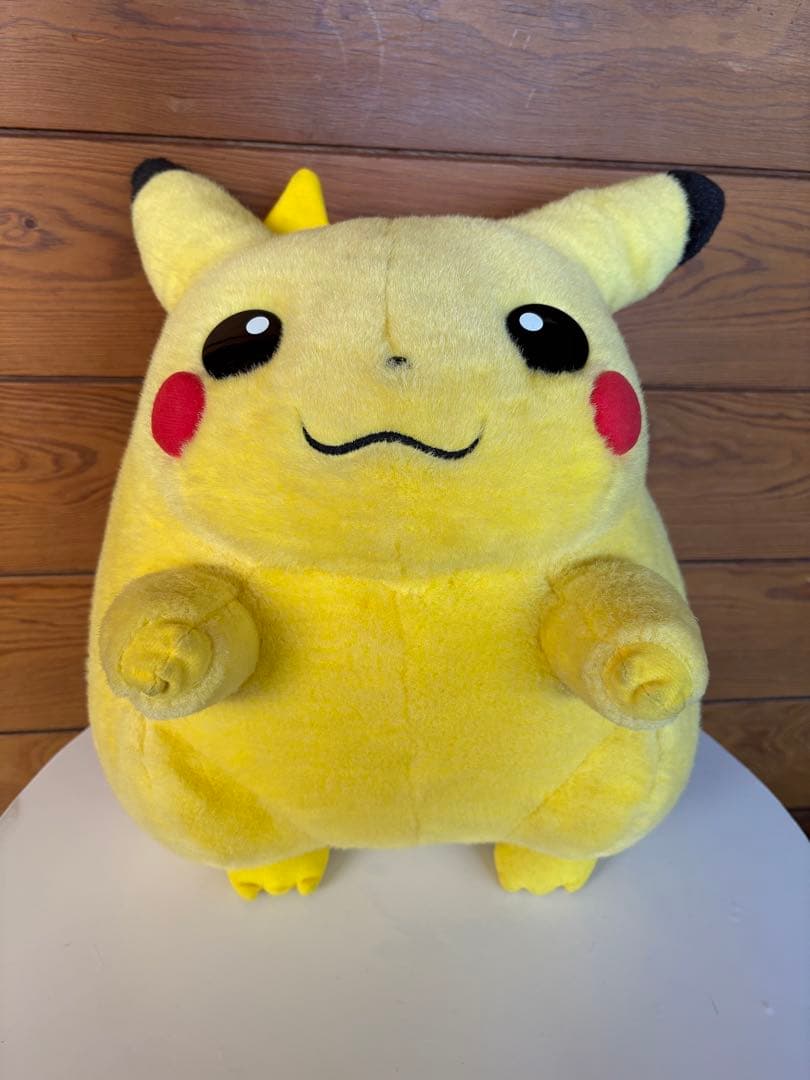 ピカチュウ　初期　等身大ぬいぐるみ
