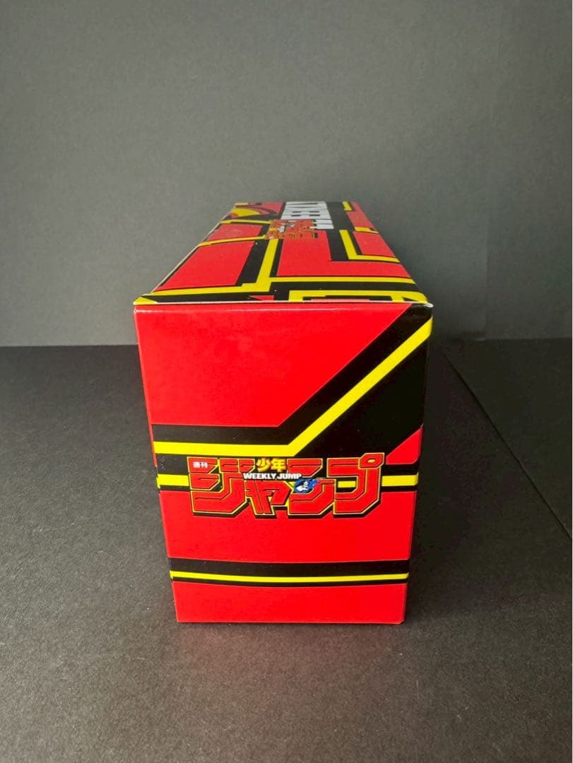 【中古品】週刊少年ジャンプ ロゴフィギュア red