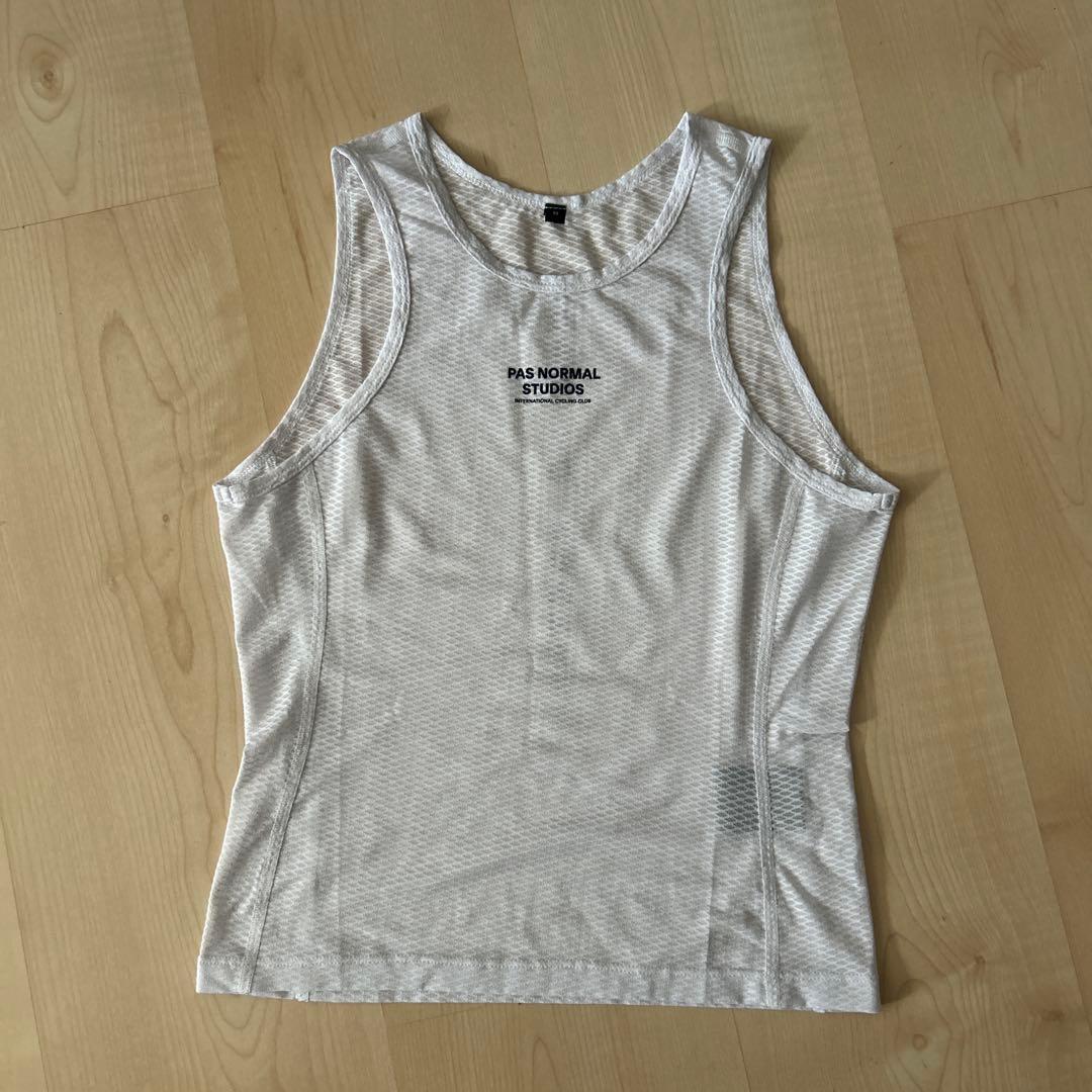 PAS NORMAL STUDIOS ベースレイヤー　レディースM